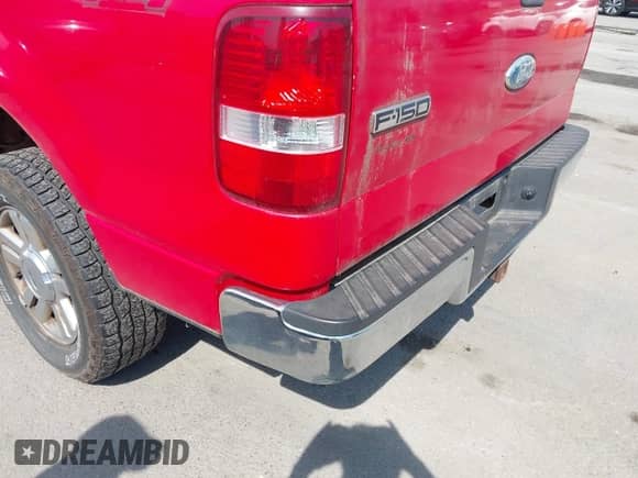 2008 Ford F-150 XLT с VIN 1FTPW14VX8FB97115, выставлен на аукционе IAAI как лот 43258837 с пробегом 206 016 миль миль и . История ставок и продаж доступна на DreamBid. Изображение 6.