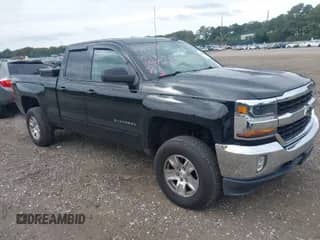 2017 Chevrolet Silverado 1500 LT with VIN 1GCVKREH7HZ158118, listed as a IAAI auction lot 40445118 with 135,466 mi miles and . Bid and sale history available at DreamBid. Image 1.