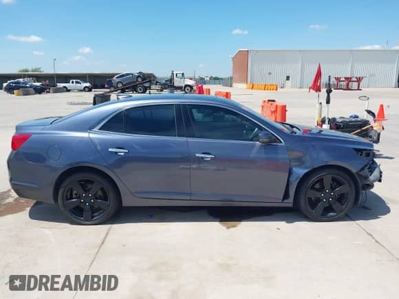 2015 Chevrolet Malibu LTZ с VIN 1G11G5SX3FF235322, выставлен на аукционе IAAI как лот 42896146 с пробегом 139 408 миль миль и . История ставок и продаж доступна на DreamBid. Изображение 13.