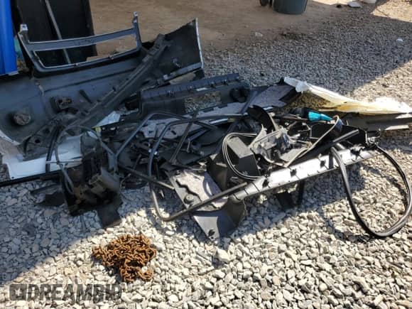 2010 Chevrolet Suburban LT with VIN 1GNUCJE00AR135278, listed as a Copart auction lot 66456925 with Not provided miles and Salvage title. Bid and sale history available at DreamBid. Image 13.