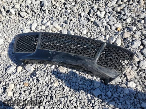 2015 Toyota Camry SE z VIN 4T1BF1FKXFU066963, wystawiony jako Copart lot #82642705 z przebiegiem 179 074 mil mil oraz Szkoda całkowita • Salvage title. Historia ofert i sprzedaży dostępna na DreamBid. Obrazek 12.