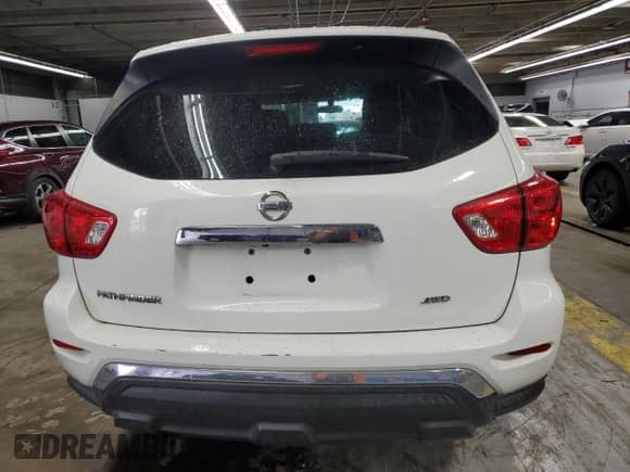 2017 Nissan Pathfinder Platinum with VIN 5N1DR2MMXHC620618, listed as a Copart auction lot 66746975 with 175,461 mi miles and Salvage title. Bid and sale history available at DreamBid. Image 6.