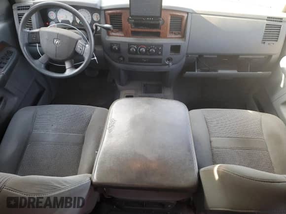 2006 Dodge 1500 SLT с VIN 3D7KS19D96G146602, выставлен на аукционе Copart как лот 52739435 с пробегом 209 777 миль миль и На запчасти • Non repairable. История ставок и продаж доступна на DreamBid. Изображение 8.