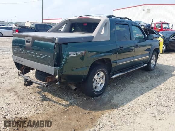 2004 Chevrolet Avalanche Z66 с VIN 3GNEC12T74G122924, выставлен на аукционе IAAI как лот 42406711 с пробегом 220 783 миль миль и . История ставок и продаж доступна на DreamBid. Изображение 4.
