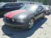 2007 Ford Mustang GT Deluxe с VIN 1ZVHT82H775304514, выставлен на аукционе IAAI как лот 43080644 с пробегом 221 004 миль миль и . История ставок и продаж доступна на DreamBid. Изображение 17.