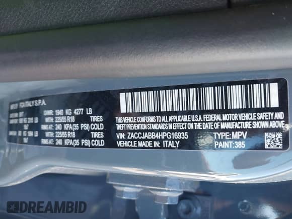 2017 Jeep Renegade Latitude z VIN ZACCJABB4HPG16935, wystawiony jako IAAI lot #41843666 z przebiegiem 37 835 mil mil oraz . Historia ofert i sprzedaży dostępna na DreamBid. Obrazek 9.