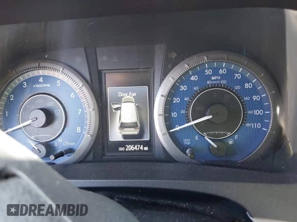 2019 Toyota Sienna XLE Auto Access Seat with VIN 5TDYZ3DC9KS985249, listed as a IAAI auction lot 43265986 with 206,474 mi miles and . Bid and sale history available at DreamBid. Image 7.