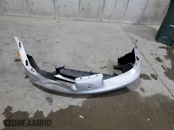 2002 Saturn SL с VIN 1G8ZH52842Z174081, выставлен на аукционе Copart как лот 82309115 с пробегом 197 180 миль миль и Списание • Salvage title. История ставок и продаж доступна на DreamBid. Изображение 12.