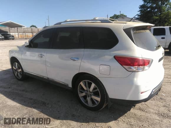 2013 Nissan Pathfinder SL with VIN 5N1AR2MN3DC620479, listed as a IAAI auction lot 42144144 with 151,984 mi miles and . Bid and sale history available at DreamBid. Image 3.