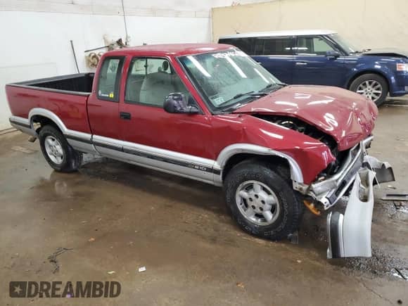 1996 Chevrolet S-10 LS с VIN 1GCDT19X3T8148339, выставлен на аукционе Copart как лот 78182764 с пробегом 122 797 миль миль и Чистый • Clean title. История ставок и продаж доступна на DreamBid. Изображение 4.