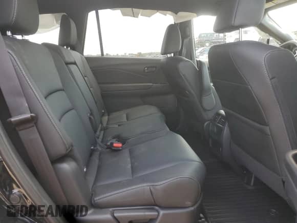 2022 Honda Passport EX-L with VIN 5FNYF8H53NB021918, listed as a Copart auction lot 61624245 with 10,066 mi miles and Salvage title. Bid and sale history available at DreamBid. Image 10.
