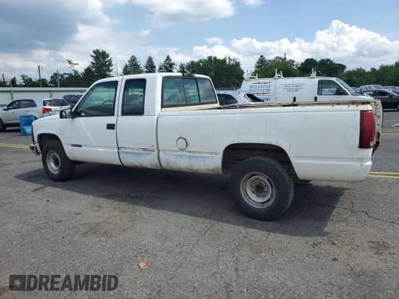1997 Chevrolet Silverado 2500 z VIN 1GCGC29R6VE178668, wystawiony jako Copart lot #61821794 z przebiegiem 374 208 mil mil oraz Szkoda całkowita • Salvage title. Historia ofert i sprzedaży dostępna na DreamBid. Obrazek 2.