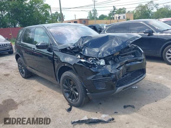 2019 Land Rover Discovery Sport SE with VIN SALCP2FX1KH813305, listed as a IAAI auction lot 42450303 with 79,549 mi miles and . Bid and sale history available at DreamBid. Image 1.