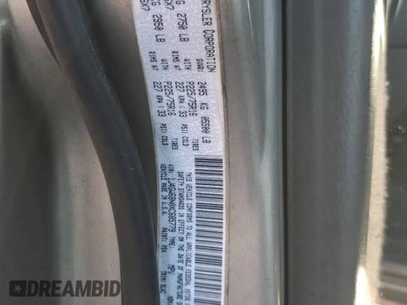 1999 Jeep Grand Cherokee Limited с VIN 1J4GW68N0XC685779, выставлен на аукционе Copart как лот 68852365 с пробегом 148 892 миль миль и Списание • Salvage title. История ставок и продаж доступна на DreamBid. Изображение 14.