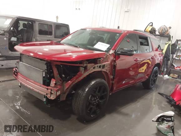 2024 Chevrolet Traverse AWD RS z VIN 1GNEVLKS9RJ233591, wystawiony jako IAAI lot #41711703 z przebiegiem 20 778 mil mil oraz . Historia ofert i sprzedaży dostępna na DreamBid. Obrazek 2.