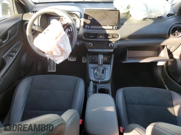 2023 Hyundai Kona с VIN KM8KH3AC3PU007115, выставлен на аукционе Copart как лот 44936025 с пробегом 6 772 миль миль и Списание • Salvage title. История ставок и продаж доступна на DreamBid. Изображение 8.