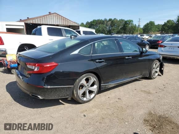 2018 Honda Accord Touring с VIN 1HGCV1F93JA120673, выставлен на аукционе Copart как лот 55465695 с пробегом 137 484 миль миль и Списание • Salvage title. История ставок и продаж доступна на DreamBid. Изображение 3.
