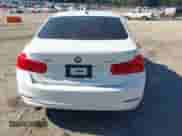 2018 BMW 3 Series 320i xDrive с VIN WBA8E5G52JNU47448, выставлен на аукционе IAAI как лот 43154523 с пробегом 103 558 миль миль и . История ставок и продаж доступна на DreamBid. Изображение 16.