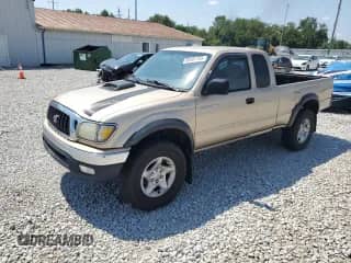 2001 Toyota Tacoma PreRunner with VIN 5TESN92N31Z810408, listed as a Copart auction lot 69481765 with 145,921 mi miles and Clean title. Bid and sale history available at DreamBid. Image 1.