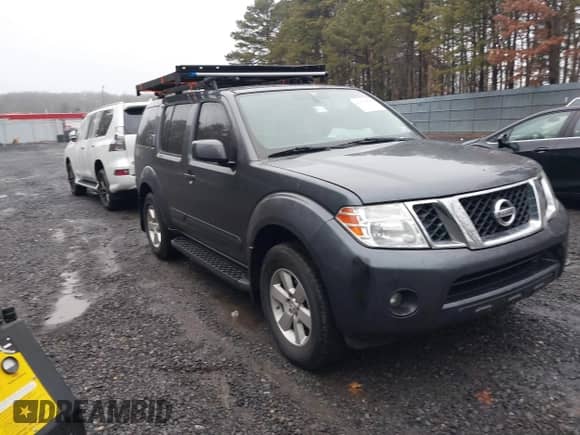 2012 Nissan Pathfinder SV z VIN 5N1AR1NBXCC611355, wystawiony jako IAAI lot #41517590 z przebiegiem 128 870 mil mil oraz . Historia ofert i sprzedaży dostępna na DreamBid. Obrazek 1.