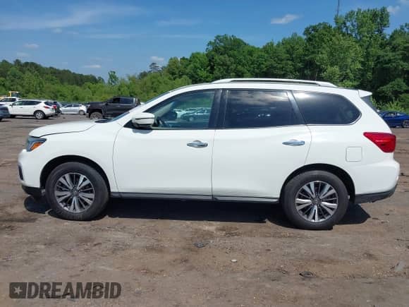 2017 Nissan Pathfinder S with VIN 5N1DR2MN0HC667357, listed as a IAAI auction lot 42150239 with 139,366 mi miles and . Bid and sale history available at DreamBid. Image 14.