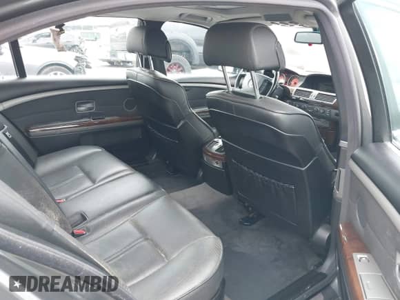 2005 BMW 7 Series 745Li with VIN WBAGN63595DS56807, listed as a IAAI auction lot 42018921 with 128,230 mi miles and . Bid and sale history available at DreamBid. Image 8.
