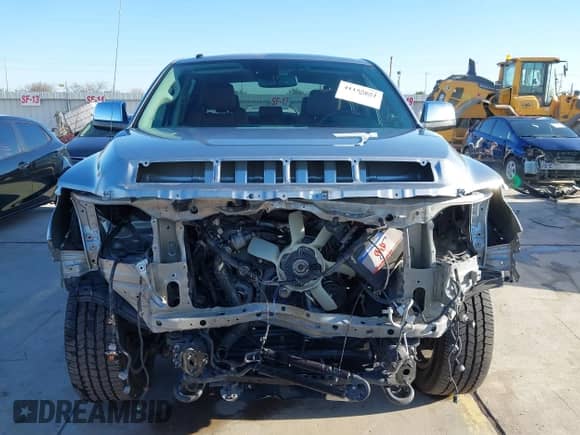 2019 Toyota Tundra SR5 с VIN 5TFAY5F17KX845478, выставлен на аукционе IAAI как лот 41155651 с пробегом 42 291 миль миль и . История ставок и продаж доступна на DreamBid. Изображение 13.