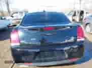 2015 Chrysler 300 S с VIN 2C3CCAGG4FH909090, выставлен на аукционе IAAI как лот 41537926 с пробегом 124 382 миль миль и . История ставок и продаж доступна на DreamBid. Изображение 16.