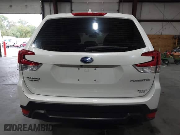 2021 Subaru Forester with VIN JF2SKAAC8MH506038, listed as a IAAI auction lot 43435966 with 138,123 mi miles and . Bid and sale history available at DreamBid. Image 17.