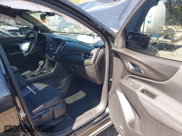 2024 Chevrolet Equinox RS с VIN 3GNAXWEG8RL250019, выставлен на аукционе IAAI как лот 43124867 с пробегом 22 404 миль миль и . История ставок и продаж доступна на DreamBid. Изображение 5.