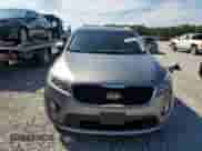 2016 Kia Sorento EX z VIN 5XYPHDA53GG161777, wystawiony jako Copart lot #82175035 z przebiegiem 123 398 mil mil oraz Czysty tytuł • Clean title. Historia ofert i sprzedaży dostępna na DreamBid. Obrazek 5.