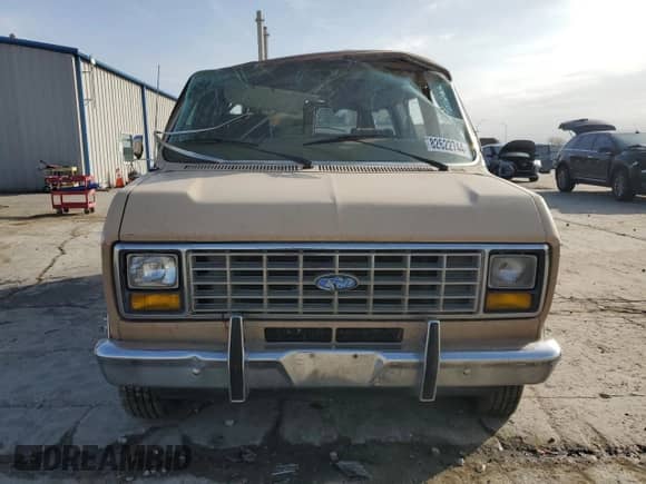 1984 Ford Econoline Cargo with VIN 1FMDE11F6EHA00696, listed as a Copart auction lot 42339305 with 40,518 mi miles and Salvage title. Bid and sale history available at DreamBid. Image 5.