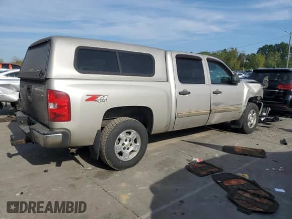 2009 Chevrolet Silverado 1500 LT z VIN 3GCEK23M99G138283, wystawiony jako Copart lot #84550385 z przebiegiem 383 702 mil mil oraz Szkoda całkowita • Salvage title. Historia ofert i sprzedaży dostępna na DreamBid. Obrazek 3.
