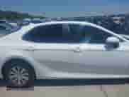 2022 Toyota Camry Hybrid LE with VIN 4T1C31AK8NU579485, listed as a IAAI auction lot 42881151 with 30,938 mi miles and . Bid and sale history available at DreamBid. Image 13.