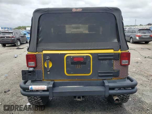 2008 Jeep Wrangler X с VIN 1J4FA24188L523695, выставлен на аукционе Copart как лот 84798675 с пробегом 83 742 миль миль и Списание • Salvage title. История ставок и продаж доступна на DreamBid. Изображение 6.