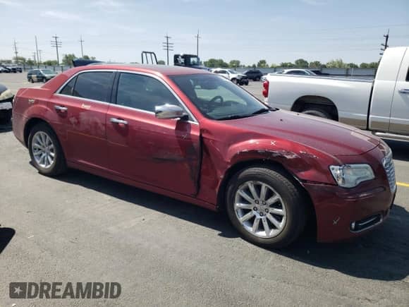 2013 Chrysler 300 C с VIN 2C3CCAET2DH556412, выставлен на аукционе Copart как лот 60144115 с пробегом 91 674 миль миль и Списание • Salvage title. История ставок и продаж доступна на DreamBid. Изображение 4.