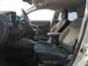 2020 Mitsubishi Outlander SE z VIN JA4AP4AU9LU030565, wystawiony jako Copart lot #80143545 z przebiegiem 84 002 mil mil oraz Nie do naprawy • Non repairable. Historia ofert i sprzedaży dostępna na DreamBid. Obrazek 7.