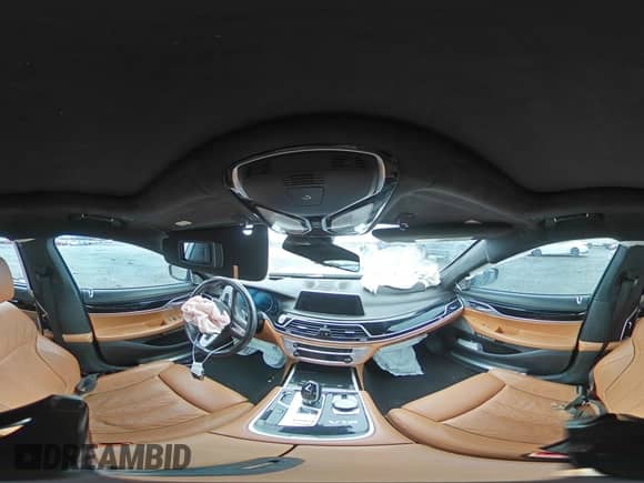 2018 BMW 7 Series M760i xDrive с VIN WBA7H6C58JG614544, выставлен на аукционе Copart как лот 70382702 с пробегом Не указан миль и . История ставок и продаж доступна на DreamBid. Изображение 13.