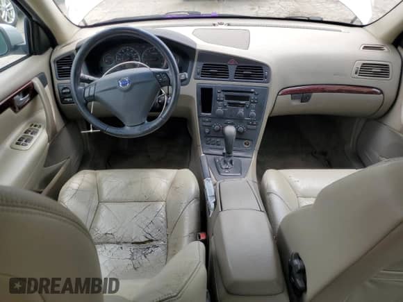 2004 Volvo S60 с VIN YV1RS59V842319339, выставлен на аукционе Copart как лот 61177875 с пробегом 147 712 миль миль и Списание • Salvage title. История ставок и продаж доступна на DreamBid. Изображение 8.