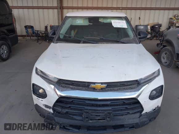 2022 Chevrolet TrailBlazer LS z VIN KL79MMS27NB101708, wystawiony jako IAAI lot #43438826 z przebiegiem 111 342 mil mil oraz . Historia ofert i sprzedaży dostępna na DreamBid. Obrazek 13.