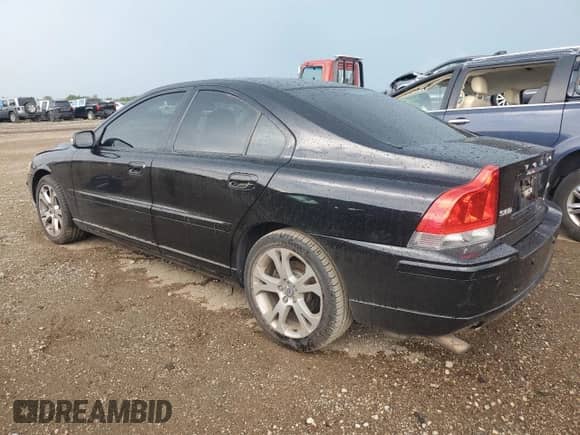 2009 Volvo S60 2.5T с VIN YV1RS592892728230, выставлен на аукционе Copart как лот 66453965 с пробегом 252 732 миль миль и Списание • Salvage title. История ставок и продаж доступна на DreamBid. Изображение 2.
