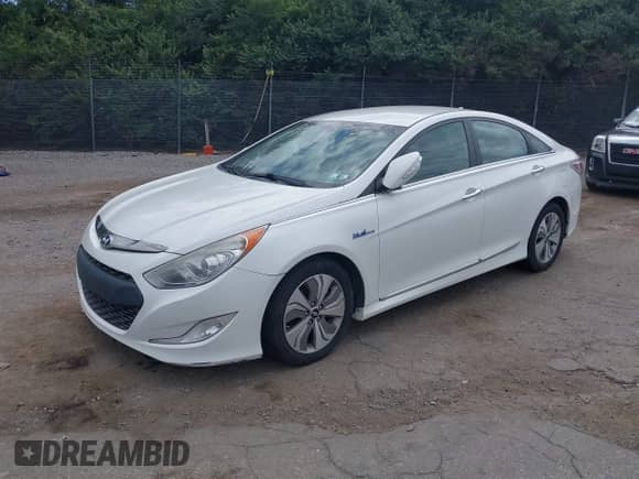 2013 Hyundai Sonata Limited with VIN KMHEC4A47DA085856, listed as a IAAI auction lot 42998574 with 151,028 mi miles and . Bid and sale history available at DreamBid. Image 2.