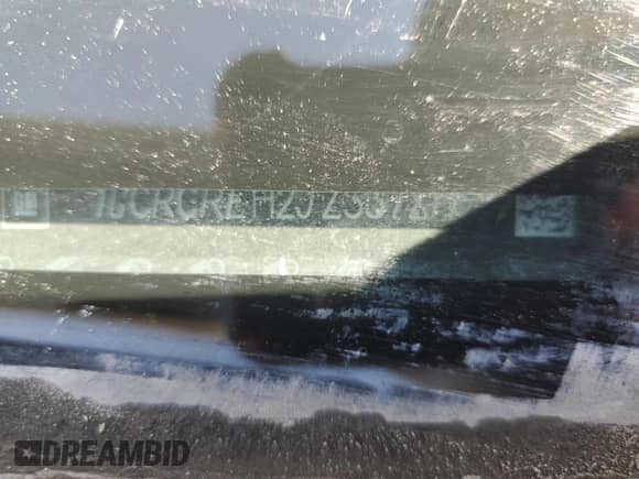 2018 Chevrolet Silverado 1500 LT с VIN 1GCRCREH2JZ337817, выставлен на аукционе Copart как лот 71749005 с пробегом 129 893 миль миль и Чистый • Clean title. История ставок и продаж доступна на DreamBid. Изображение 13.