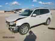 2013 Subaru Forester X Touring z VIN JF2SHAHC2DH412029, wystawiony jako Copart lot #82295635 z przebiegiem 88 432 mil mil oraz Szkoda całkowita • Salvage title. Historia ofert i sprzedaży dostępna na DreamBid. Obrazek 1.