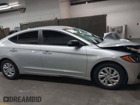 2018 Hyundai Elantra SE with VIN 5NPD74LF9JH402642, listed as a IAAI auction lot 43211321 with 47,192 mi miles and . Bid and sale history available at DreamBid. Image 14.