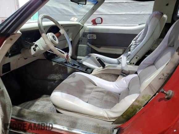 1980 Chevrolet Corvette с VIN 1Z878AS408713, выставлен на аукционе Copart как лот 49776645 с пробегом 59 964 миль миль и Чистый • Clean title. История ставок и продаж доступна на DreamBid. Изображение 7.