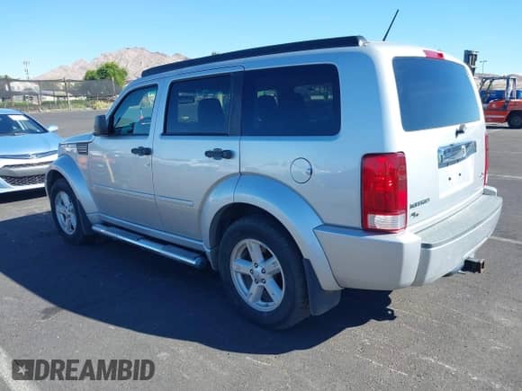2008 Dodge Nitro R/T with VIN 1D8GU58658W115101, listed as a IAAI auction lot 43501471 with 196,935 mi miles and . Bid and sale history available at DreamBid. Image 3.