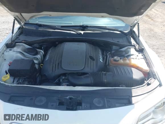 2013 Chrysler 300 C с VIN 2C3CCAET1DH507346, выставлен на аукционе IAAI как лот 42421323 с пробегом 143 269 миль миль и . История ставок и продаж доступна на DreamBid. Изображение 10.