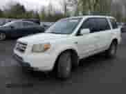 2006 Honda Pilot LX z VIN 5FNYF28116B039992, wystawiony jako Copart lot #52158205 z przebiegiem 225 616 mil mil oraz Szkoda całkowita • Salvage title. Historia ofert i sprzedaży dostępna na DreamBid. Obrazek 1.