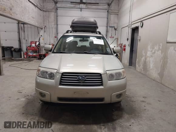 2006 Subaru Forester X с VIN JF1SG65696H700586, выставлен на аукционе IAAI как лот 42478232 с пробегом 140 447 миль миль и . История ставок и продаж доступна на DreamBid. Изображение 12.